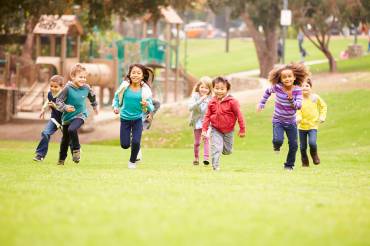 Best Four Outdoor Spring Activities for your Toddlers